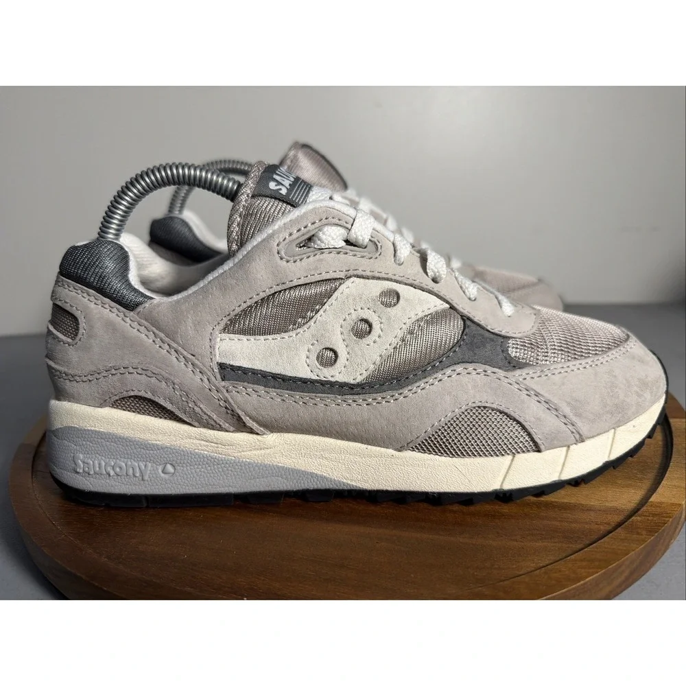 Saucony Shadow 6000 Gray Sneakers Mens Size 7.5 S70441-46
